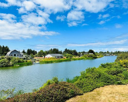 871 Pheasant Court, Ocean Shores