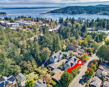 348 Ericksen Avenue NE, Bainbridge Island