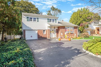 476 N Long Beach Road, Rockville Centre