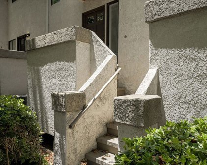 203 Harbor Woods Place Unit 203, Newport Beach