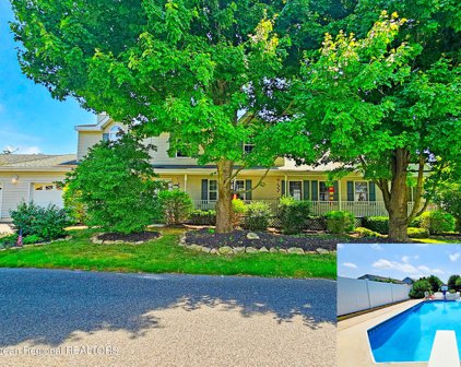 1533 Mermaid Avenue, Beachwood