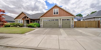 2886 Anthony Ln, Albany