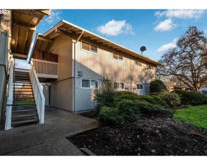1569 GARFIELD PL, Eugene