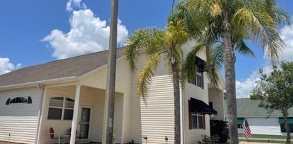 1042 Caravan Loop, Polk City