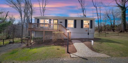 6564 Grays Mill Rd, Warrenton