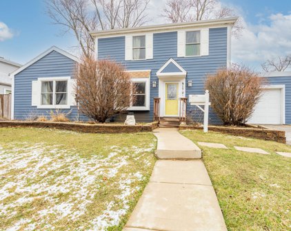 417 N Garfield Street, Lombard