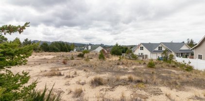 WILLOW CREST CT Unit #00142, Florence