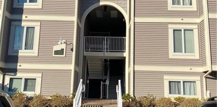 1001 Autumn Woods Lane Unit 104, Northeast Virginia Beach