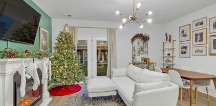 705 Dallas Dr, Columbia