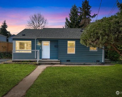 12015 69th Avenue S, Seattle