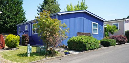 17933 COUNTRY VILLAGE DR, Oregon City