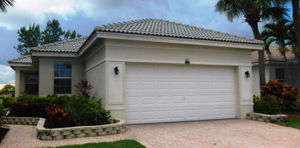 811 NW Rutherford Court, Port Saint Lucie