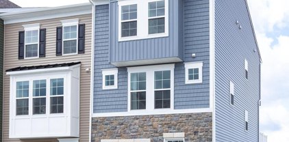 TBB Hillsdale Pl Unit #DARLINGTON II, Martinsburg