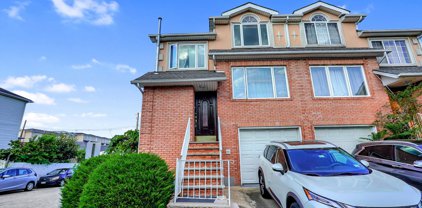 39 Alex Circle, Staten Island