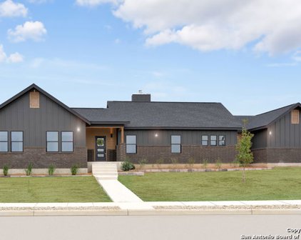 162 W Magnolia Circle, La Vernia