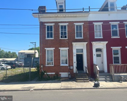308 W Chestnut St, York