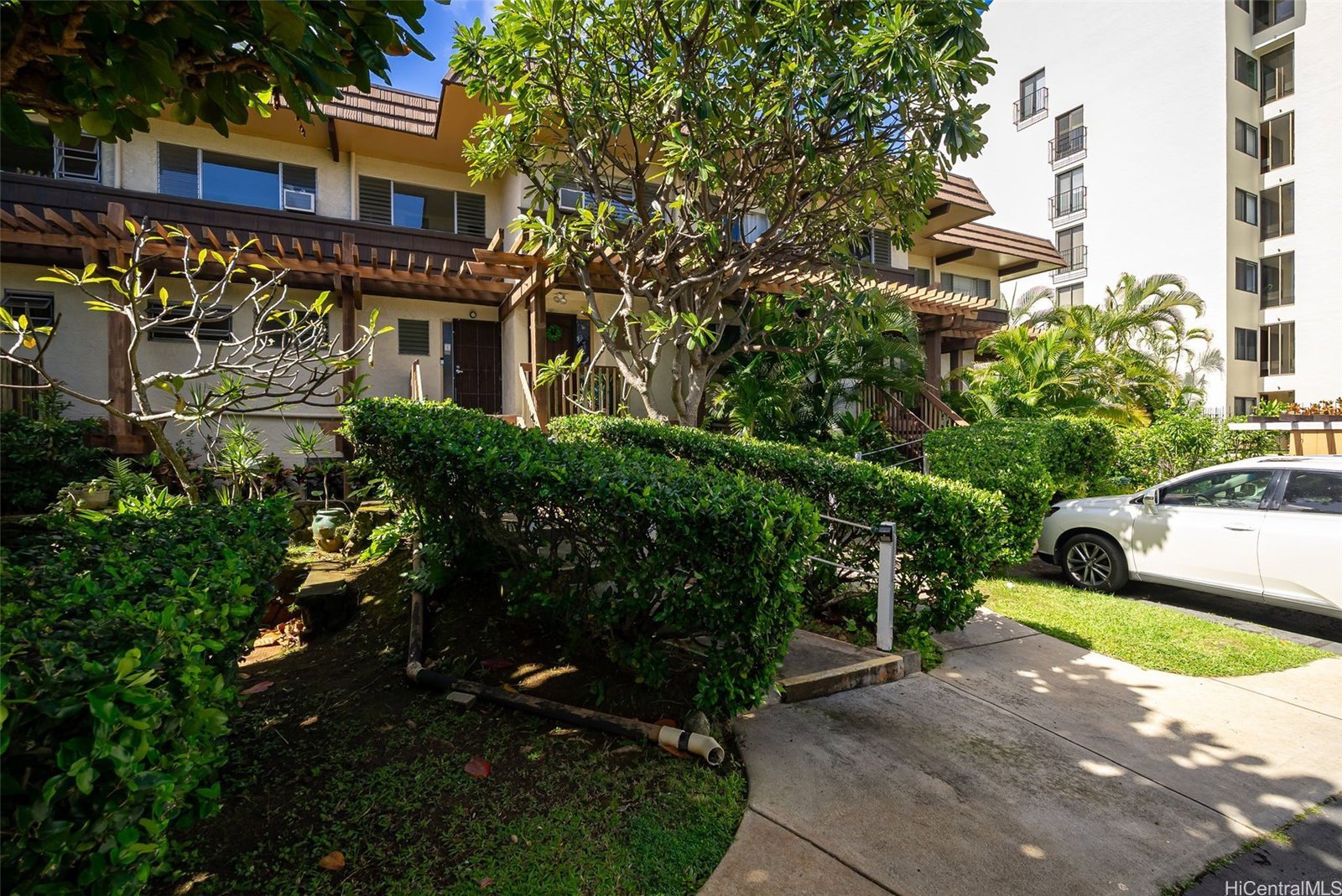 444 Lunalilo Home Road Unit 327, Honolulu, 96825