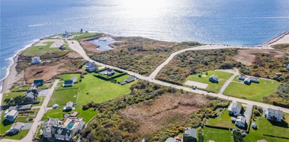 1400 Ocean Road, Narragansett