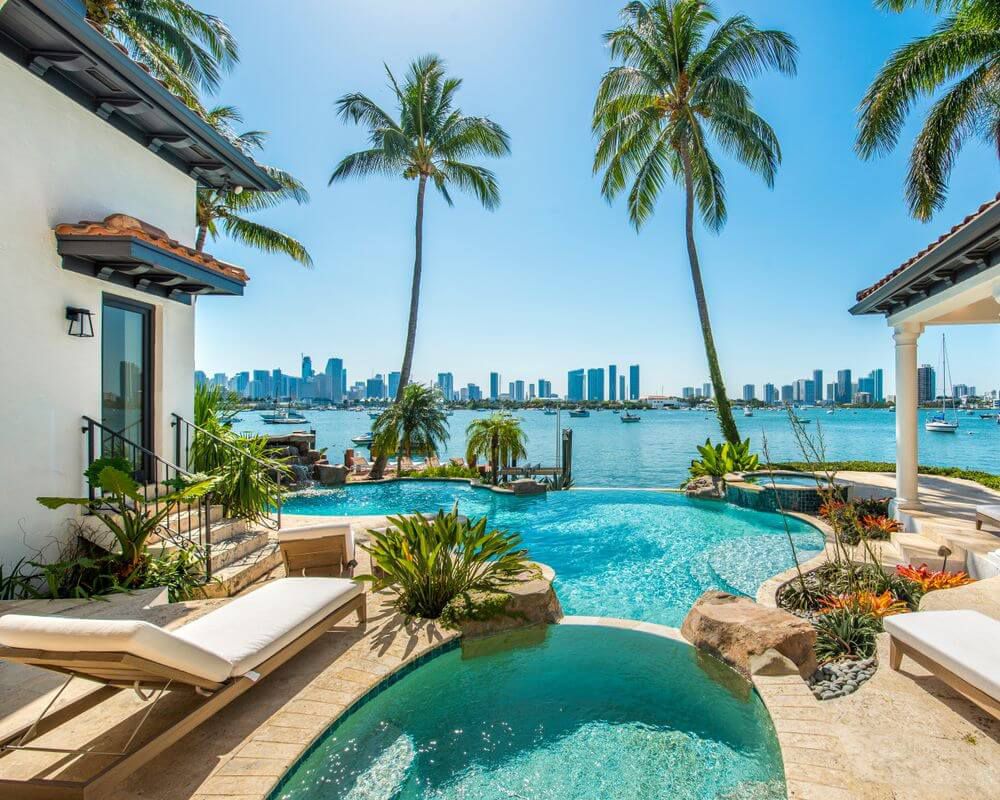 Search Tampa Bay Area Waterfront Homes for Sale