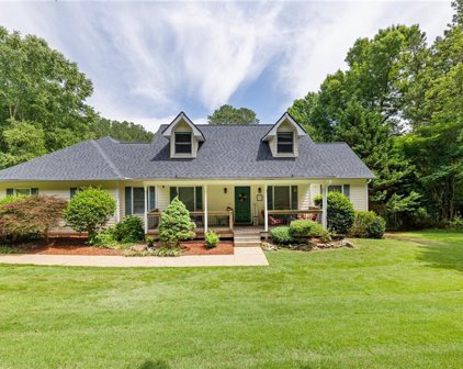 1145 Pink Goss Road, Woodstock