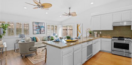 30 Phillipsburg, Irvine