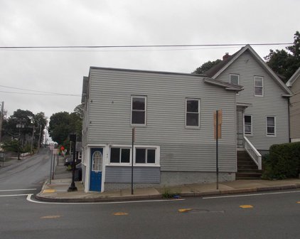 42 Washington St, Hudson