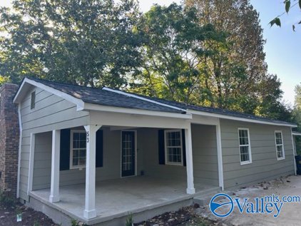 53 Highland Avenue, Laceys Spring