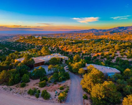 19 Vista Hermosa, Santa Fe