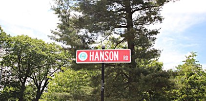 6 Hanson Road, Saugus