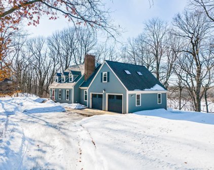 9 High Circle Way, North Oaks
