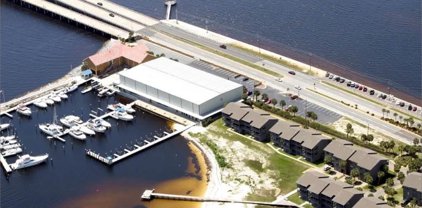 300 Pensacola Beach Rd, Gulf Breeze