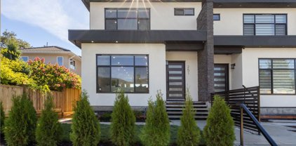 251 W 18th Street, North Vancouver