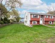27 Lilly Lane, Narragansett image