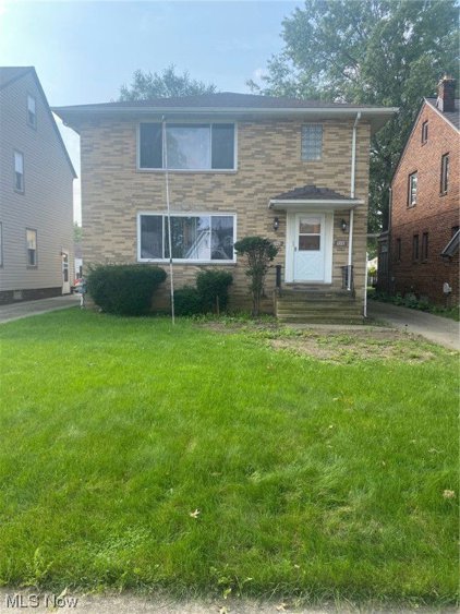 1725 Brookview Boulevard, Parma