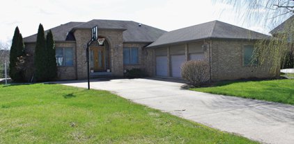 5303 Meadow Stream Way, Crestwood