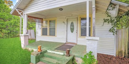 2216 W W Gonzalez Street, Pensacola