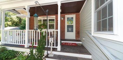 202 Horse Pond Rd, Sudbury