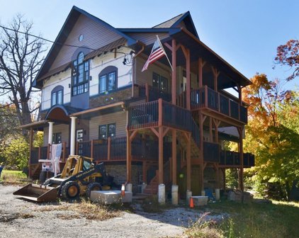 6N766 Tuscola Avenue, St. Charles