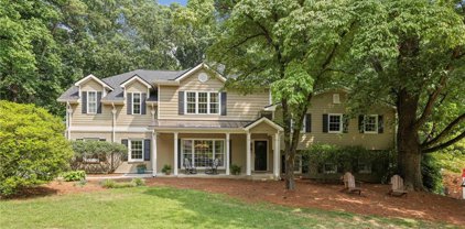 1739 W Nancy Creek Ne Drive, Brookhaven