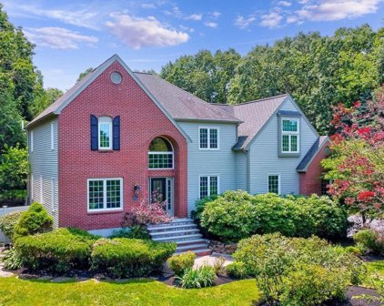 5 Country Lane, Southborough