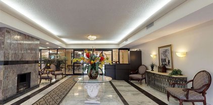 800 Ne 195th St Unit #513, Miami