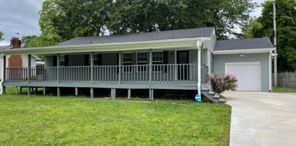 1202 Bel Aire Dr, Tullahoma