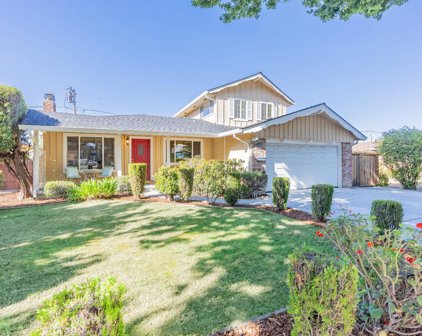 1069 E Homestead Road, Sunnyvale