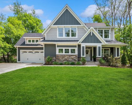 6853 Nez Perce Drive, Chanhassen