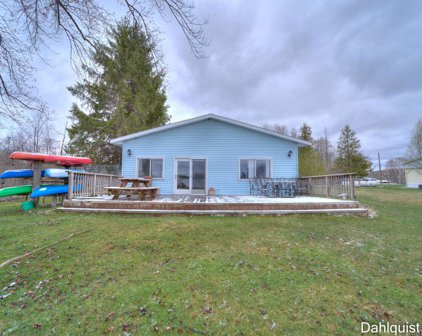 297 Maple Island Road, Hesperia