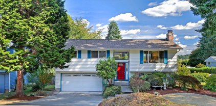 18126 94th Avenue NE, Bothell