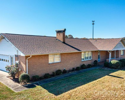 8604 Old Nc 10  Highway, Hickory