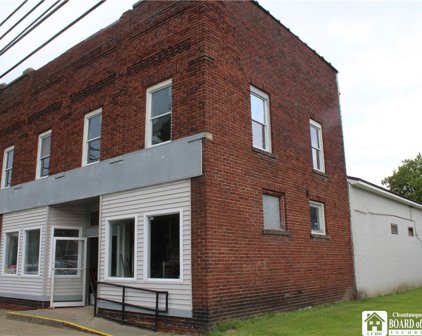 13 W Main  Street, Ripley-066200