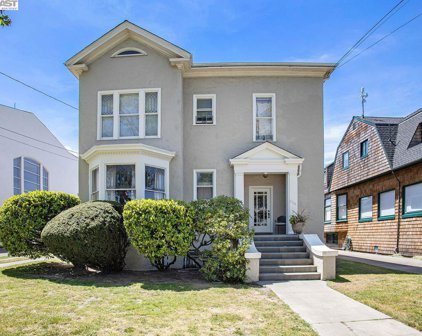 2158 Central Ave, Alameda