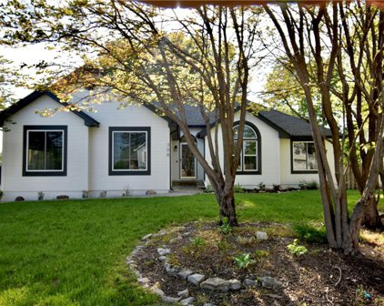 308 Amesbury Drive, Smithville